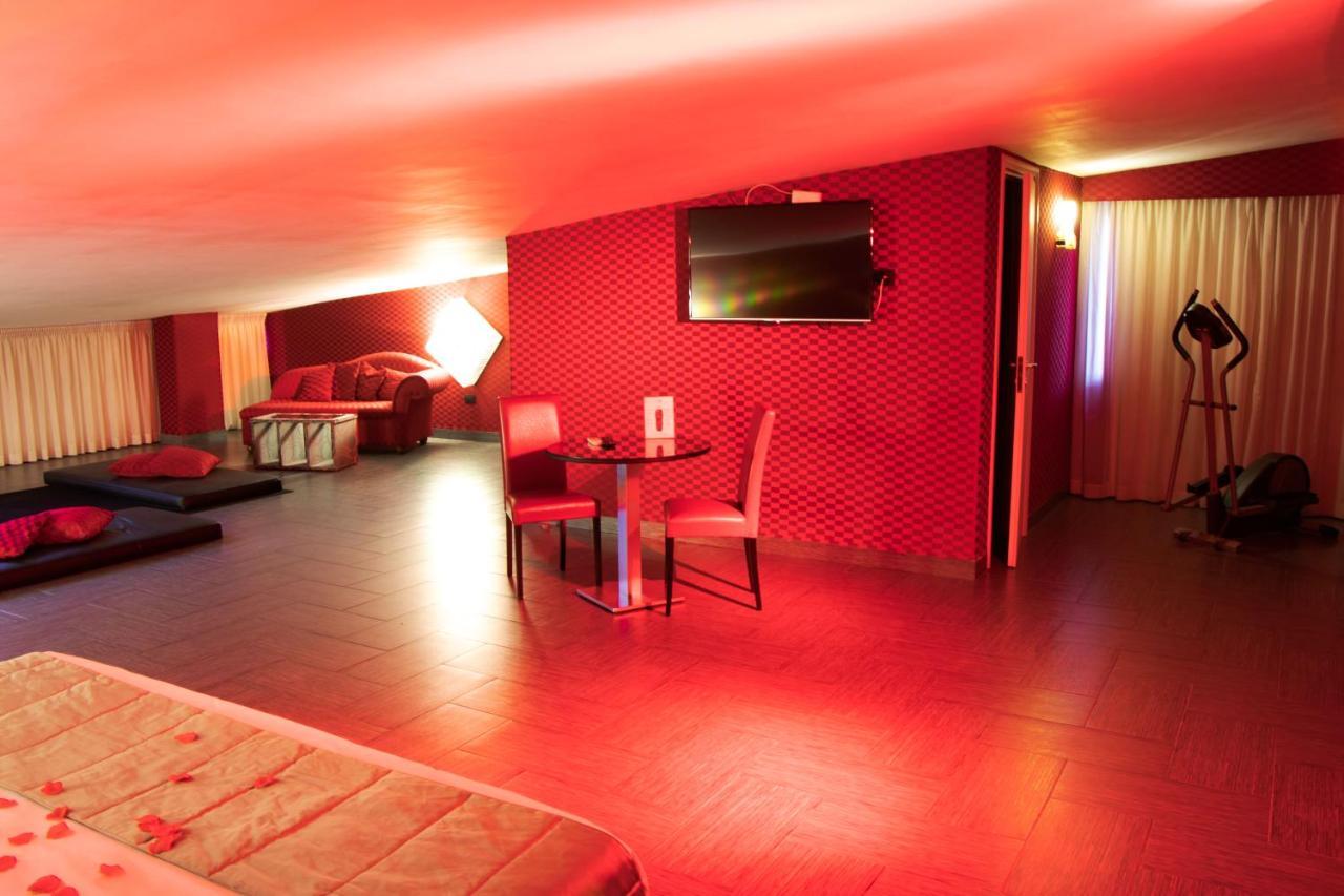 Hotel Masaniello Luxury Casoria Zewnętrze zdjęcie