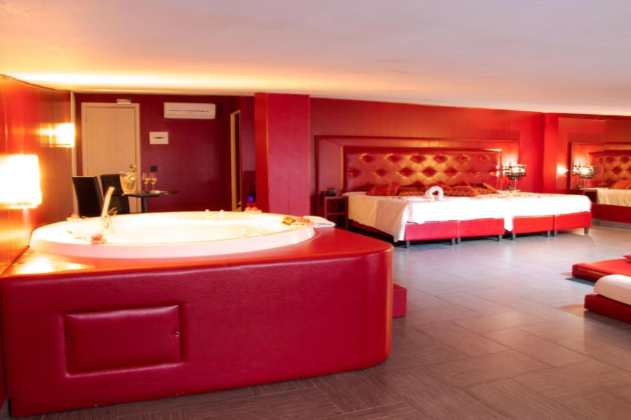 Hotel Masaniello Luxury Casoria Zewnętrze zdjęcie