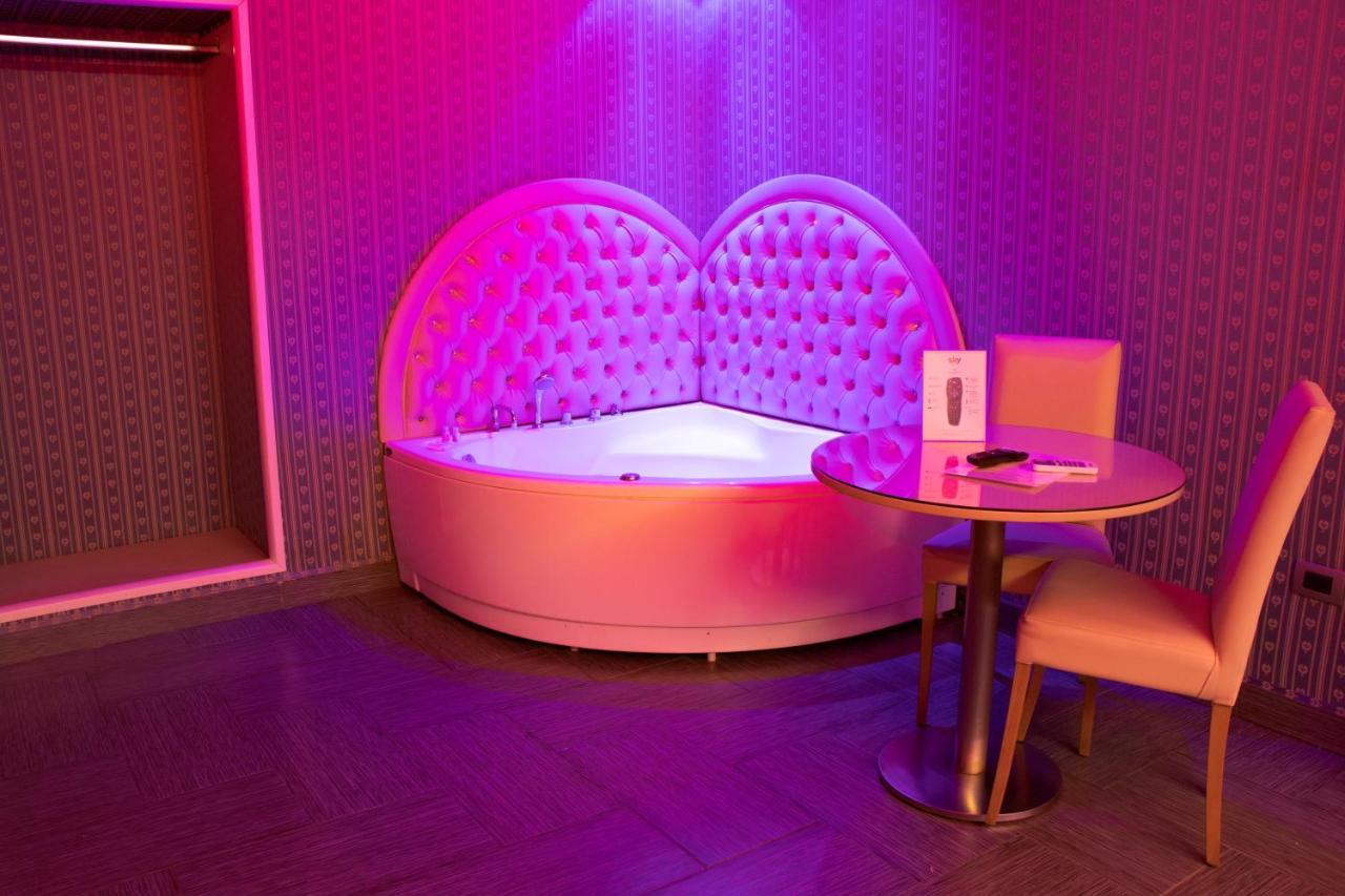 Hotel Masaniello Luxury Casoria Zewnętrze zdjęcie
