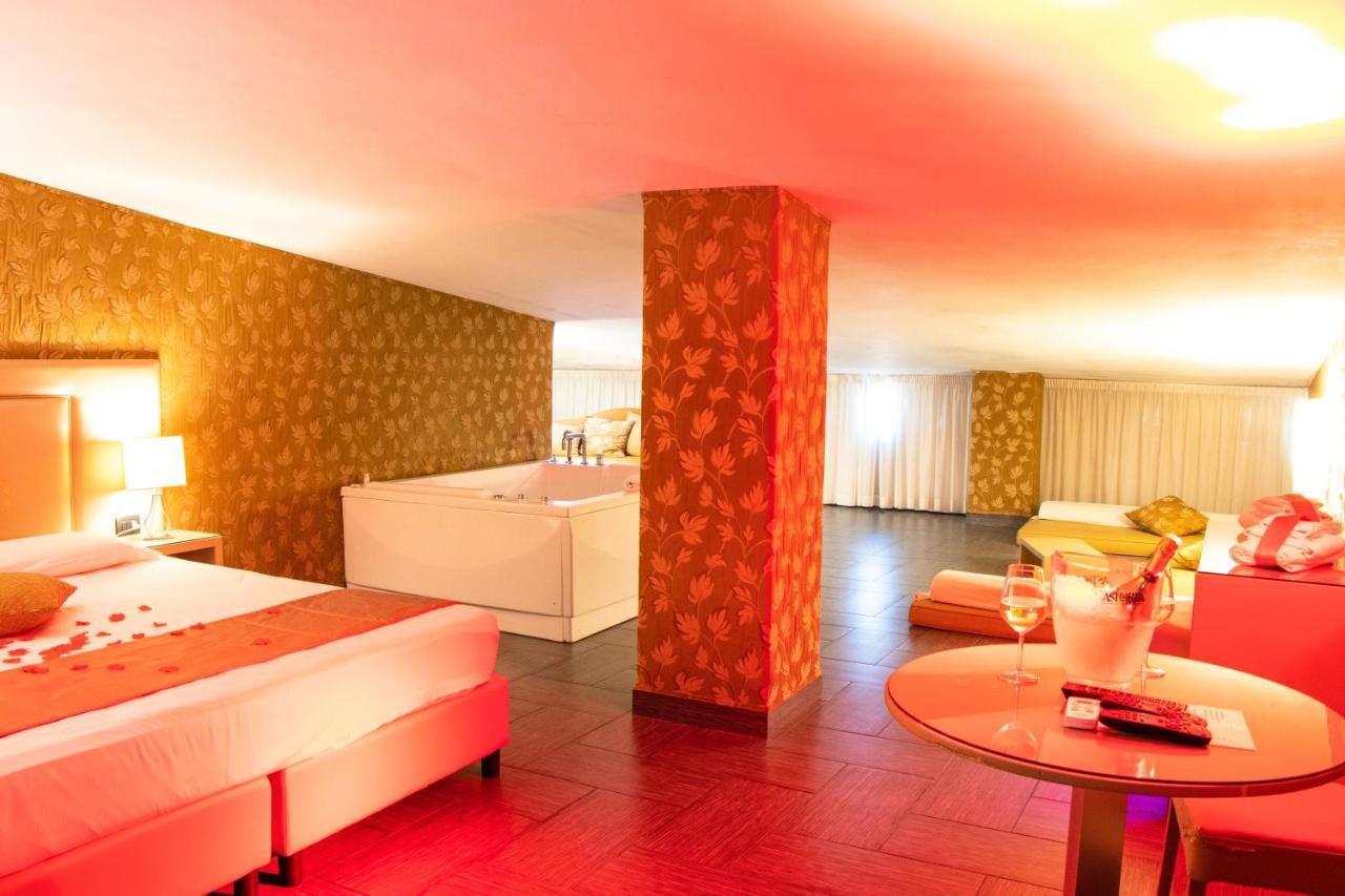 Hotel Masaniello Luxury Casoria Zewnętrze zdjęcie